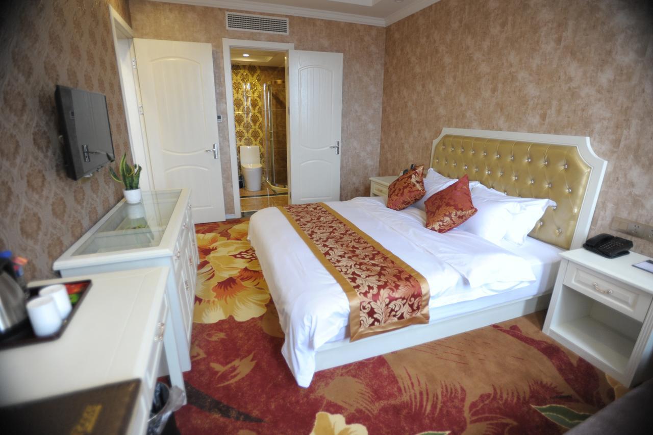 Ramada Encore Shanghai Pudong Exterior photo